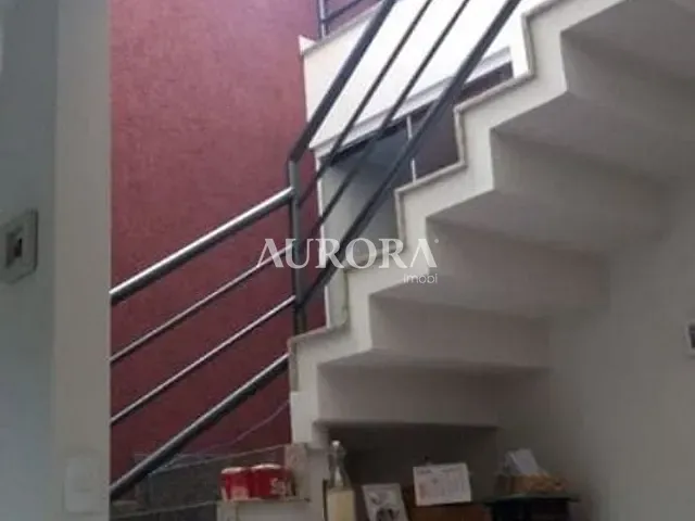Casa com 250m² 5 quartos e 4 banheiros, à venda, no bairro Parque Jamaica em Londrina