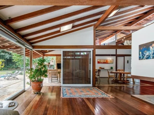 Casa com 2000m² 3 quartos e 4 banheiros, à venda, no bairro Recanto Inpla em Carapicuíba