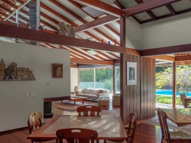 Casa com 2000m² 3 quartos e 4 banheiros, à venda, no bairro Recanto Inpla em Carapicuíba