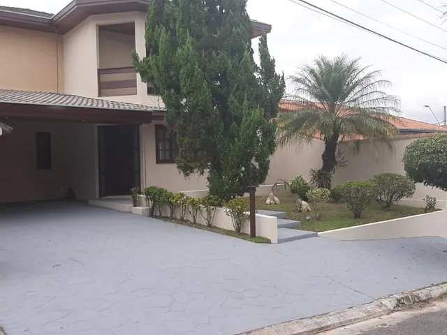 Casa com 250m² 3 quartos e 5 banheiros, à venda, no bairro Urbanova em São José Dos Campos