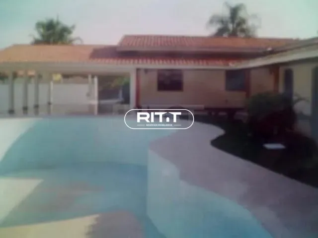 Casa com 1820m² 6 quartos e 6 banheiros, à venda, no bairro Parque Taquaral em Campinas