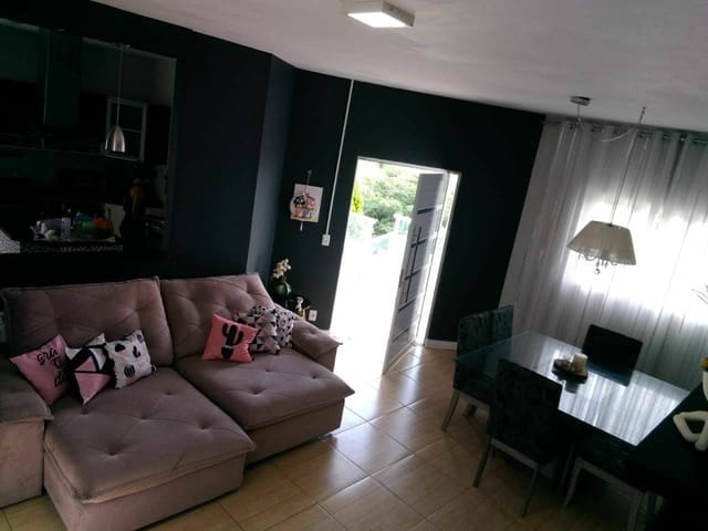 Casa com 355m² 3 quartos e 3 banheiros, à venda, no bairro Helvetia Taubaté em Campos do Jordão