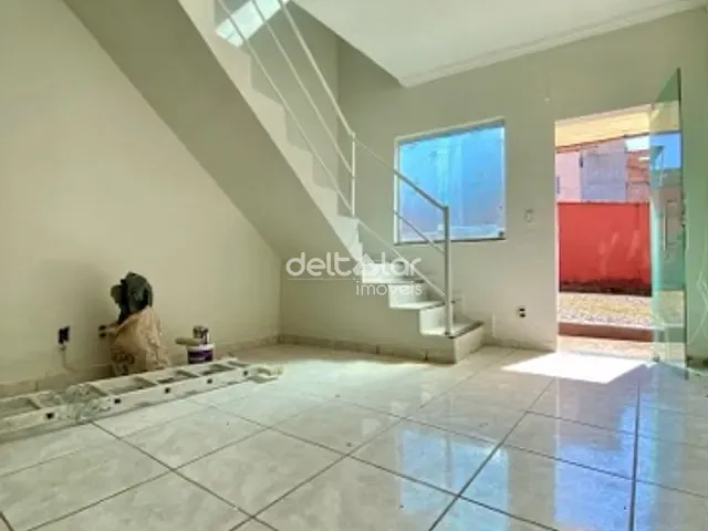 Casa com 90m² 2 quartos e 1 banheiro, para alugar, no bairro Juliana em Belo Horizonte