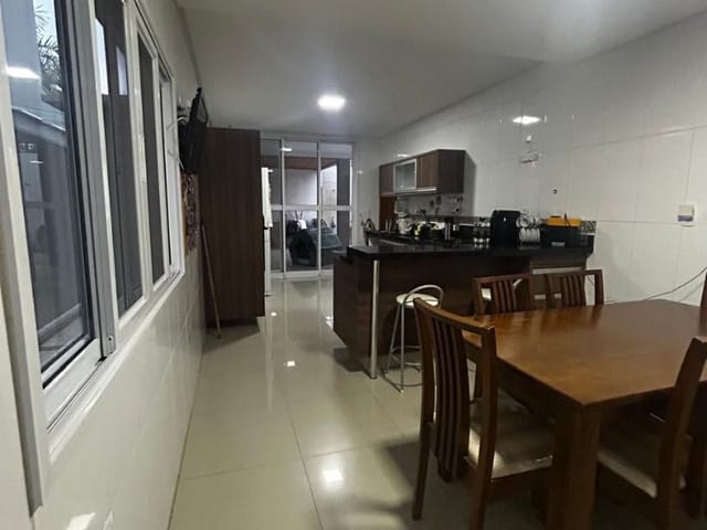 Casa com 260m² 4 quartos e 3 banheiros, à venda, no bairro Urbanova em São José dos Campos