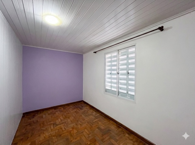Casa com 90m² 2 quartos e 1 banheiro, à venda, no bairro Centro em Pelotas