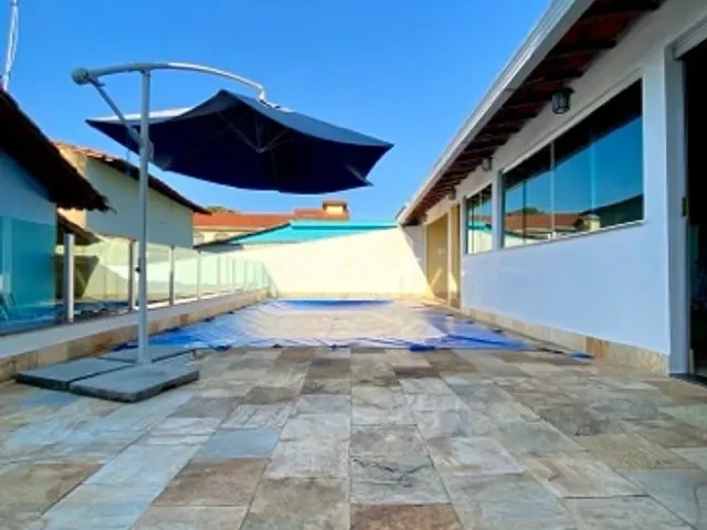 Casa com 369m² 4 quartos e 4 banheiros, à venda, no bairro Candelária em Belo Horizonte