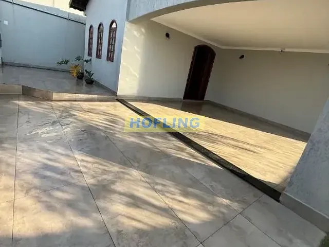 Casa com 318m² 3 quartos e 3 banheiros, à venda, no bairro Vila Cristina em Rio Claro