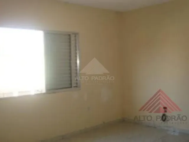 Casa 3 quartos e 2 banheiros, à venda, no bairro Jardim Zaira em Mauá