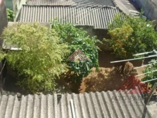 Casa 3 quartos e 2 banheiros, à venda, no bairro Jardim Zaira em Mauá