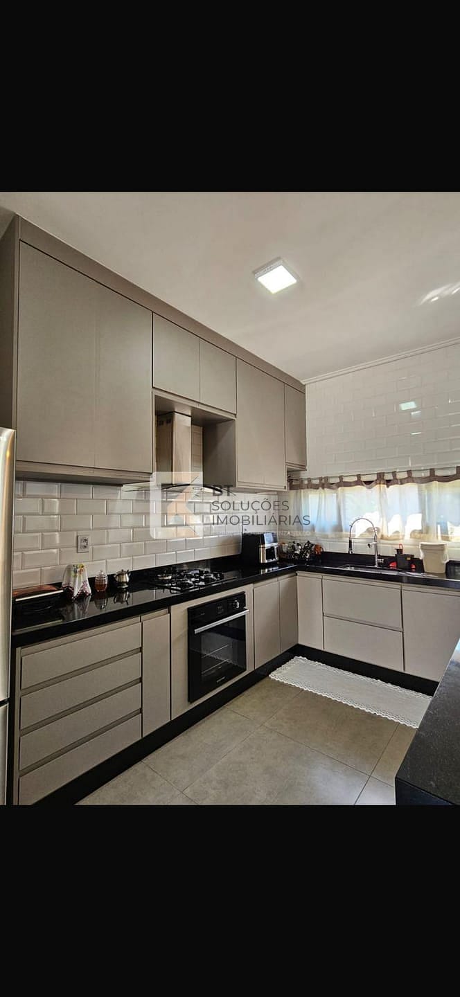 Casa, 3 quartos, 113 m² - Foto 2