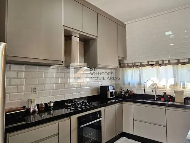 Casa com 189m² 3 quartos e 2 banheiros, à venda, no bairro Jardins do Império em Indaiatuba