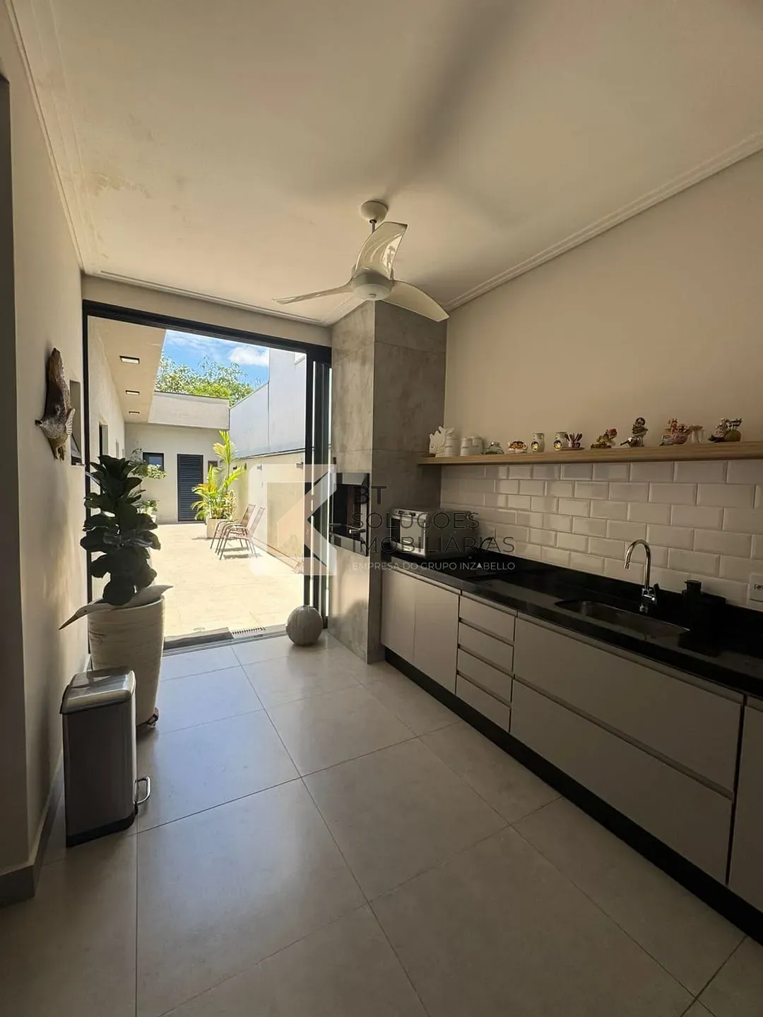 Casa, 3 quartos, 113 m² - Foto 1
