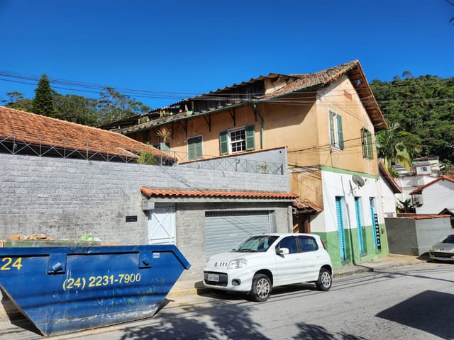 Casa 2 quartos e 1 banheiro, à venda, no bairro Morin em Petrópolis