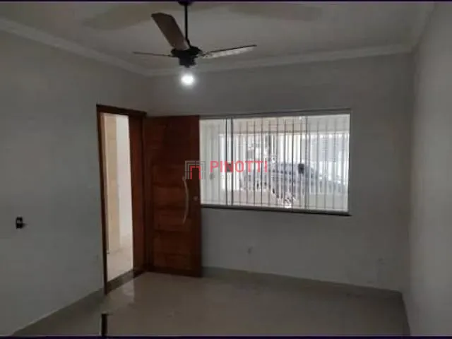 Casa 3 quartos e 2 banheiros, à venda, no bairro Parque São José em São Bernardo do Campo