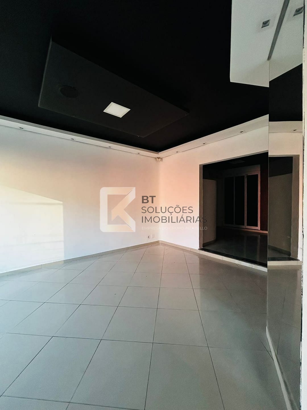 Casa, 1 quarto, 265 m² - Foto 1