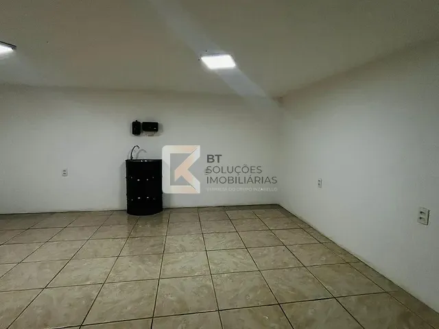 Casa com 250m², à venda, no bairro Vila Sfeir em Indaiatuba