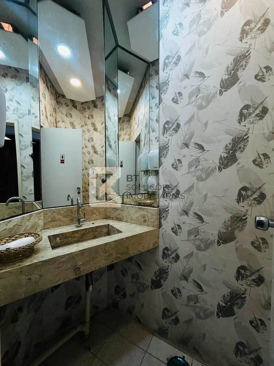 Casa, 1 quarto, 265 m² - Foto 27