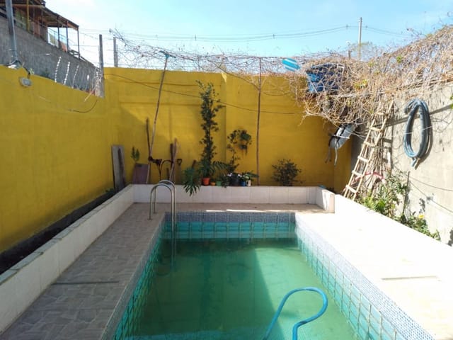 Casa com 150m² 1 quarto e 2 banheiros, à venda, no bairro Colina (Caucaia do Alto) em Cotia