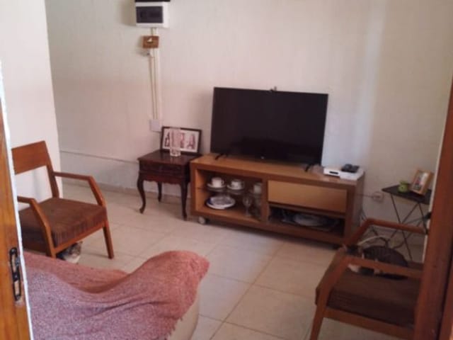 Casa com 150m² 1 quarto e 2 banheiros, à venda, no bairro Colina (Caucaia do Alto) em Cotia