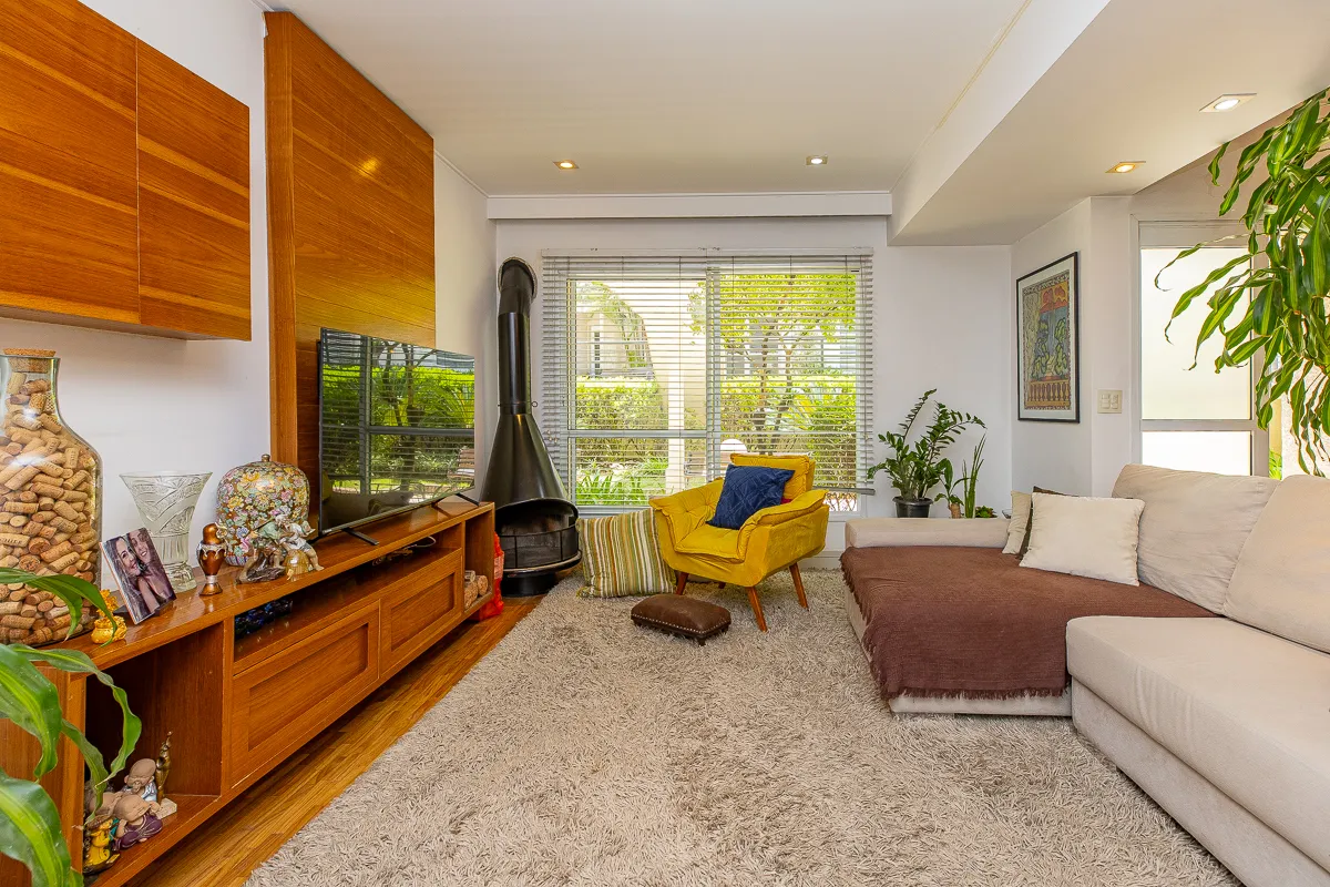 Casa no condomínio Town House para venda com 3 quartos, sendo 1 suíte , 107m²