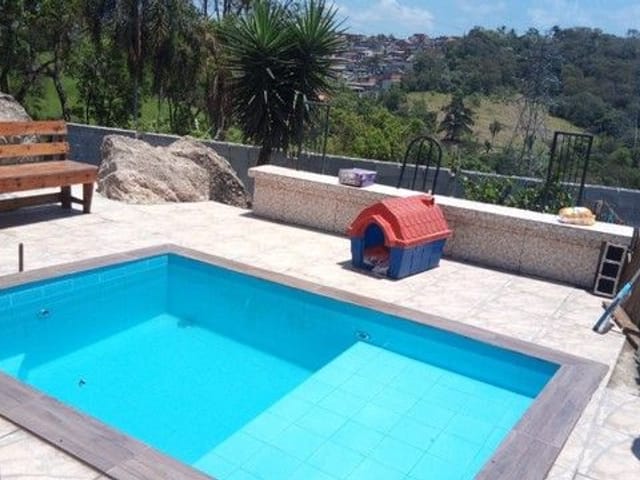 Casa com 350m² 3 quartos e 2 banheiros, à venda, no bairro Jardim Mirador em Itapevi