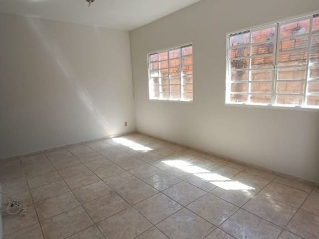 Foto do Casa - Casa com 3 dormitórios à venda, 92 m² por R$ 350.000,00 - Residencial Presidente Tancredo Neves - Uberaba/MG | ZUCATO IMOBILIARIA LTDA