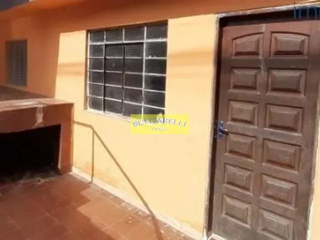 Casa com 250m² 3 quartos e 2 banheiros, à venda, no bairro Jardim Tamoio em Jundiaí