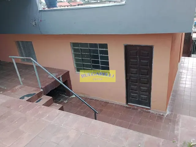 Casa com 250m² 3 quartos e 2 banheiros, à venda, no bairro Jardim Tamoio em Jundiaí