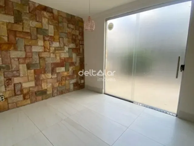 Casa com 250m² 2 quartos e 3 banheiros, para alugar, no bairro Planalto em Belo Horizonte