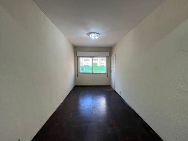 Casa com 250m² 4 quartos e 3 banheiros, à venda ou para alugar, no bairro Centro em Pelotas