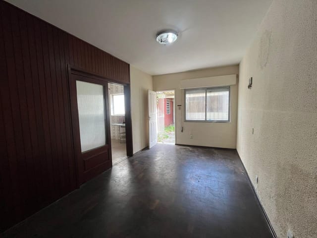 Casa com 250m² 4 quartos e 3 banheiros, à venda ou para alugar, no bairro Centro em Pelotas