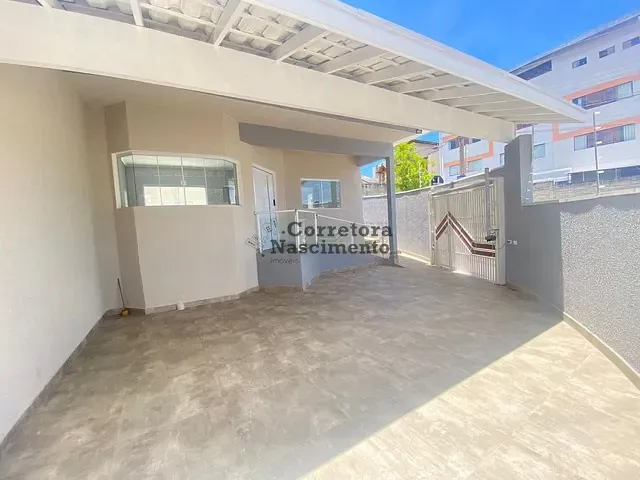 Casa com 207m² 3 quartos e 2 banheiros, à venda, no bairro Loteamento Villa Branca em Jacareí