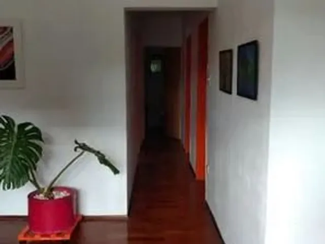Casa com 252m² 3 quartos e 2 banheiros, à venda ou para alugar, no bairro Urbanova em São José Dos Campos