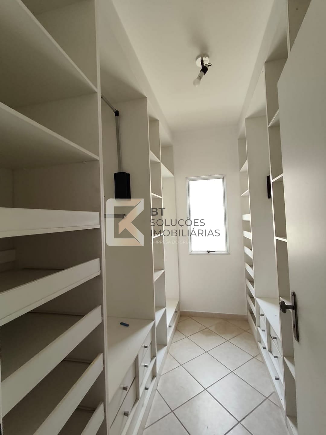 Casa, 3 quartos, 239 m² - Foto 20