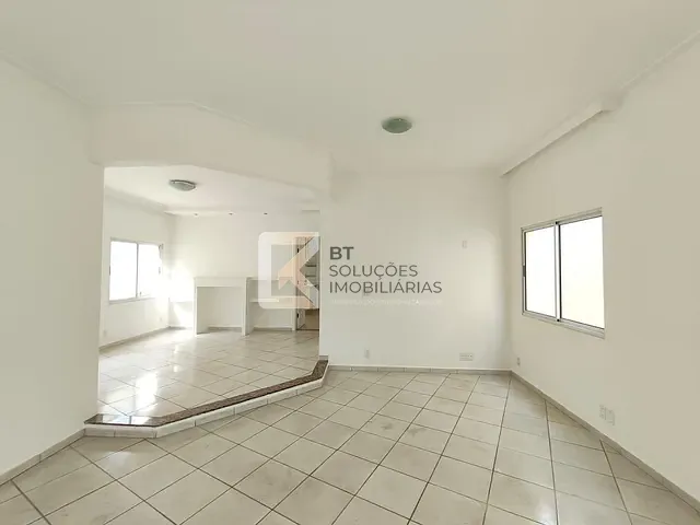 Casa com 275m² 3 quartos e 3 banheiros, à venda, no bairro Jardim Regente em Indaiatuba