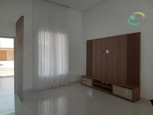 Casa com 368m² 3 quartos e 2 banheiros, à venda ou para alugar, no bairro Jardim Golden Park em Hortolândia