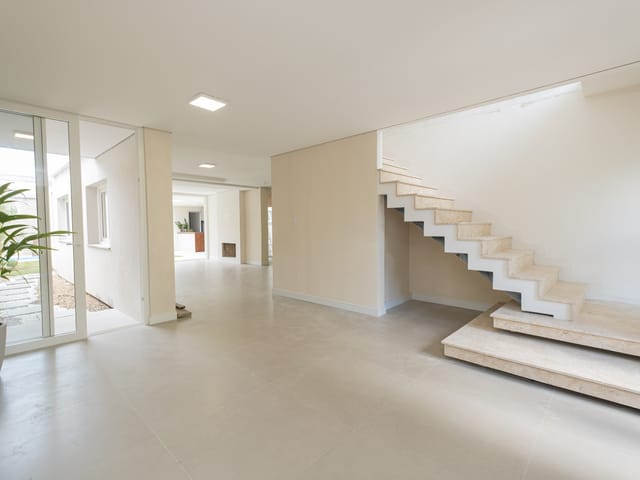 Casa com 300m² 3 quartos e 4 banheiros, à venda, no bairro Três Vendas em Pelotas