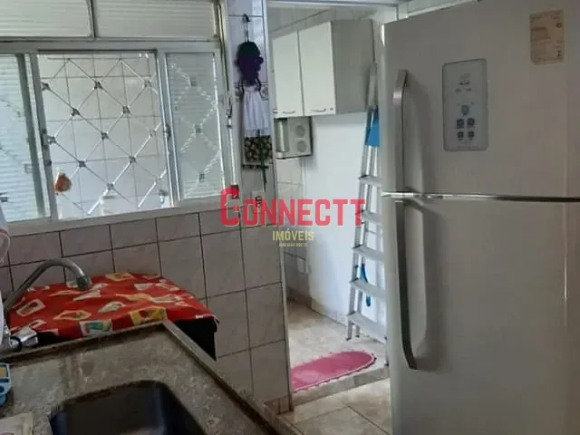 Casa com 200m² 2 quartos e 1 banheiro, à venda, no bairro Jardim Castelo Branco em Ribeirão Preto