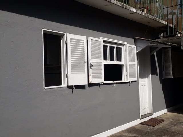 Casa 1 quarto e 1 banheiro, para alugar, no bairro São Sebastião em Petrópolis