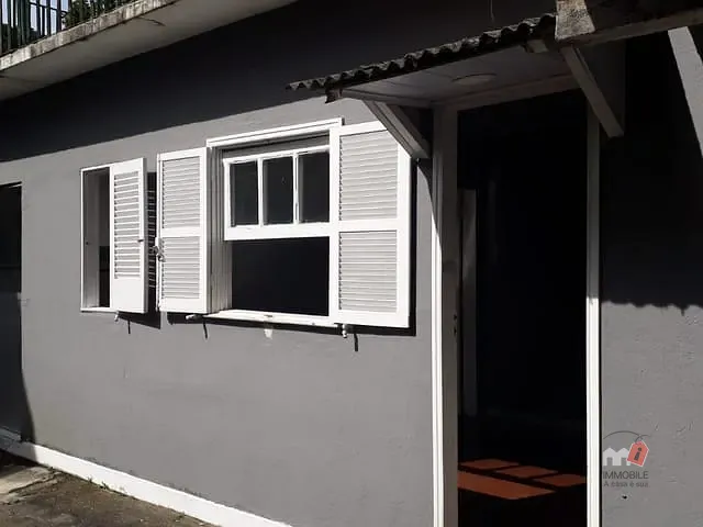 Casa 1 quarto e 1 banheiro, para alugar, no bairro São Sebastião em Petrópolis