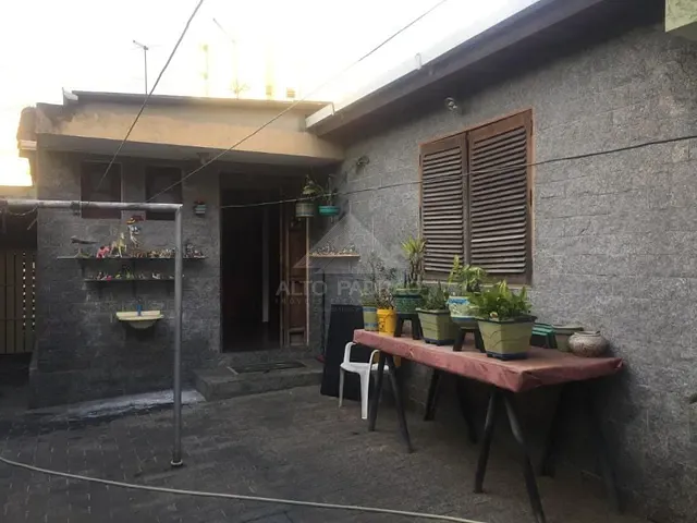 Casa com 270m² 1 quarto e 1 banheiro, à venda, no bairro Vila Guarani em Mauá