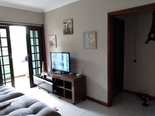 Casa com 500m² 4 quartos e 3 banheiros, à venda, no bairro Centro em Embu-Guaçu