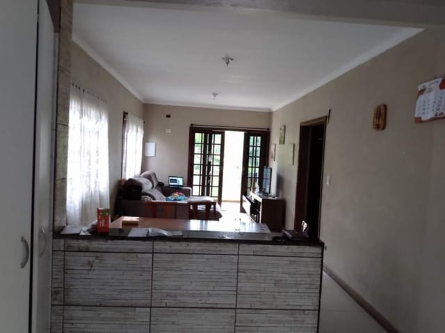 Casa com 500m² 4 quartos e 3 banheiros, à venda, no bairro Centro em Embu-Guaçu