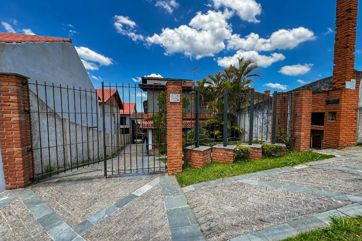 Casa para venda em Centro Alto com 3 quartos, sendo 1 suíte , 458m²