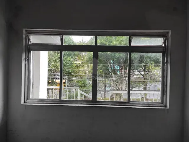 Casa com 300m² 5 quartos e 4 banheiros, à venda, no bairro Jardim Santa Lídia em Mauá