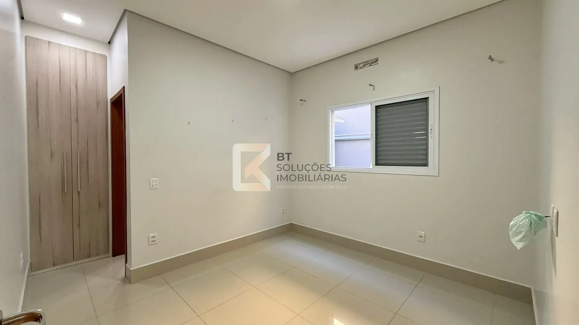 Casa, 4 quartos, 256 m² - Foto 17