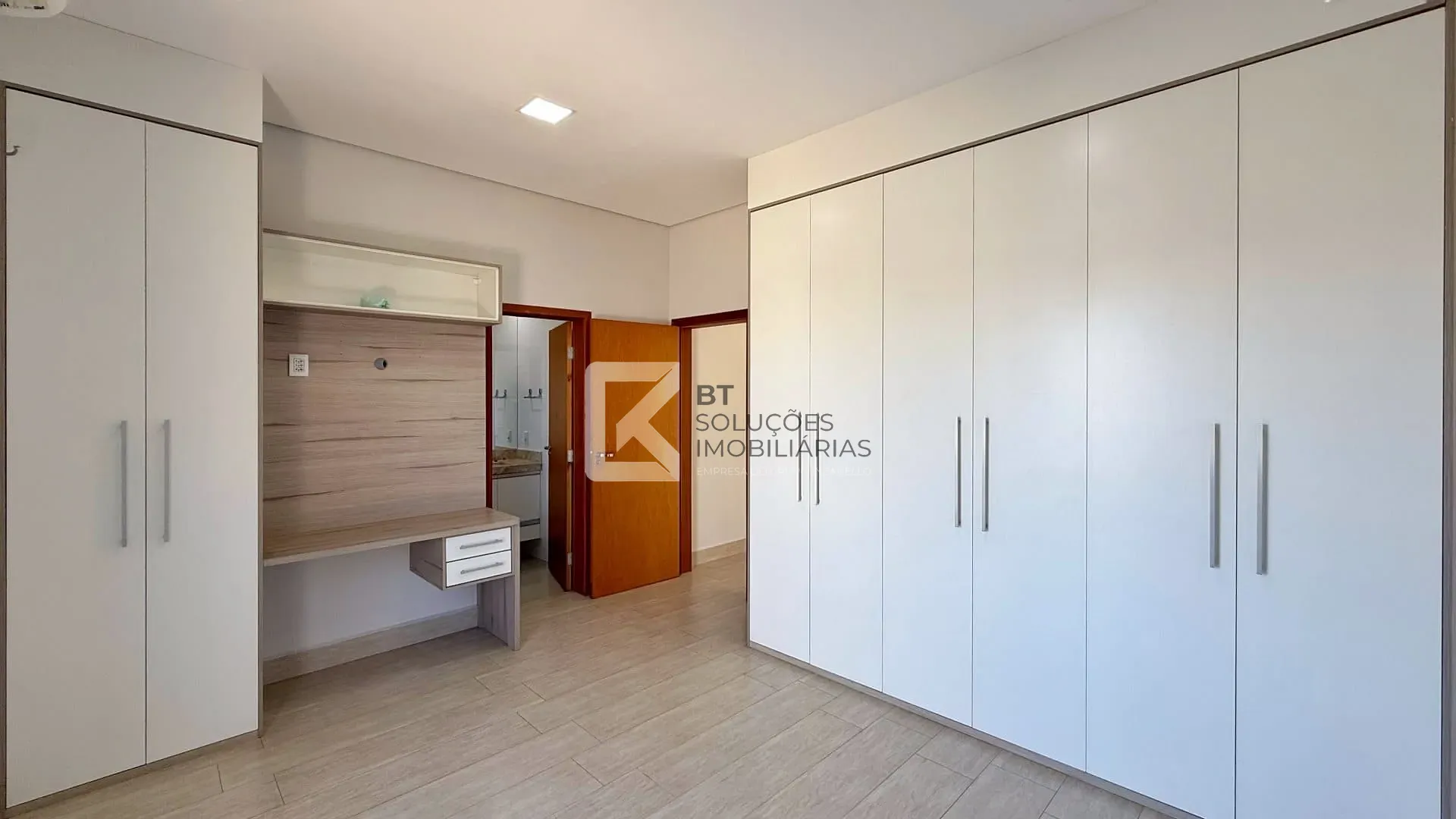 Casa, 4 quartos, 256 m² - Foto 13