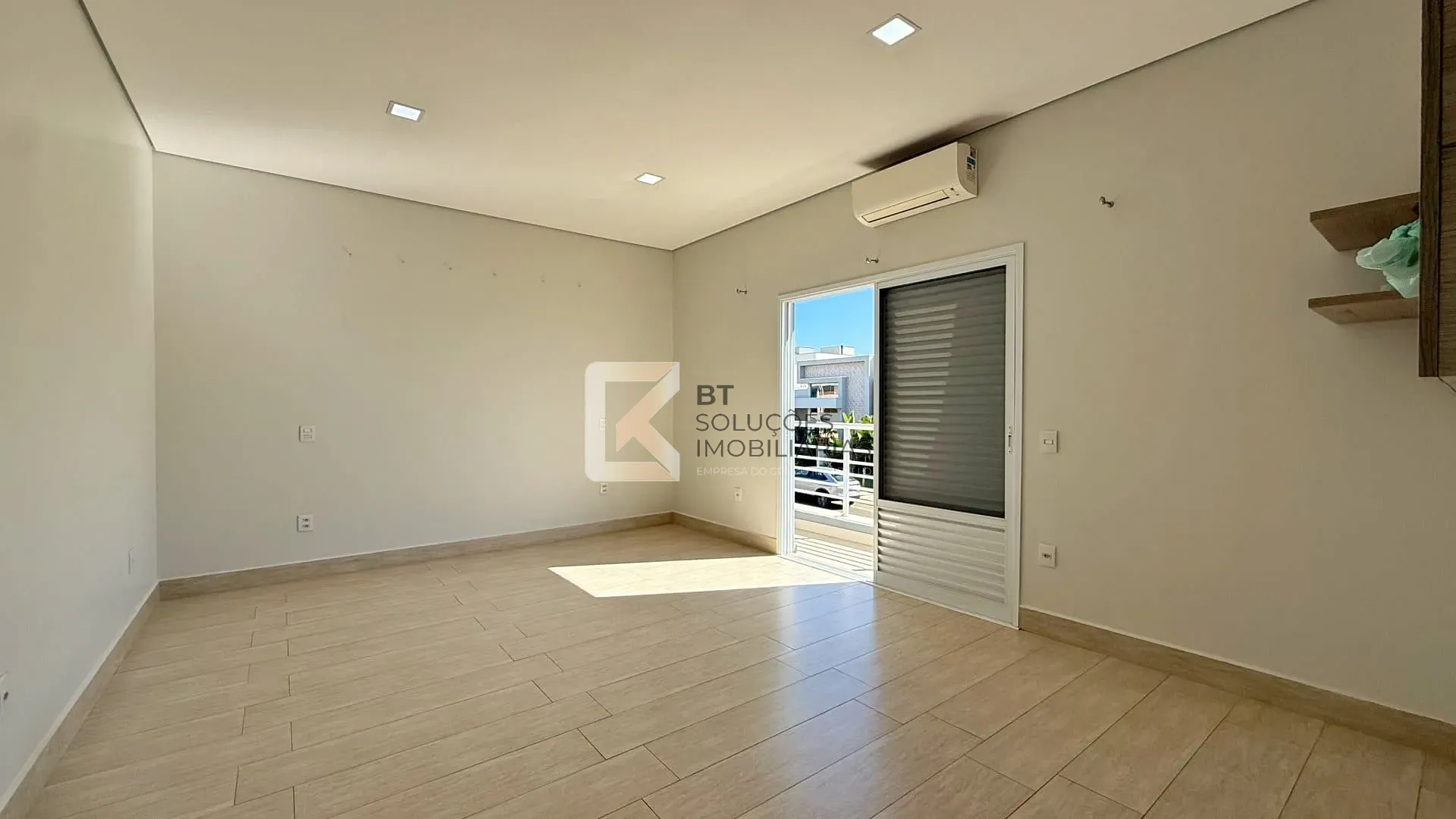 Casa, 4 quartos, 256 m² - Foto 15