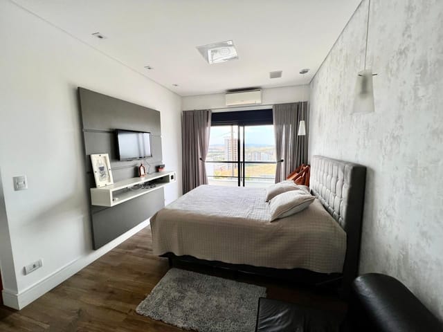 Casa com 485m² 4 quartos e 3 banheiros, à venda, no bairro Condomínio Residencial Jaguary em São José dos Campos