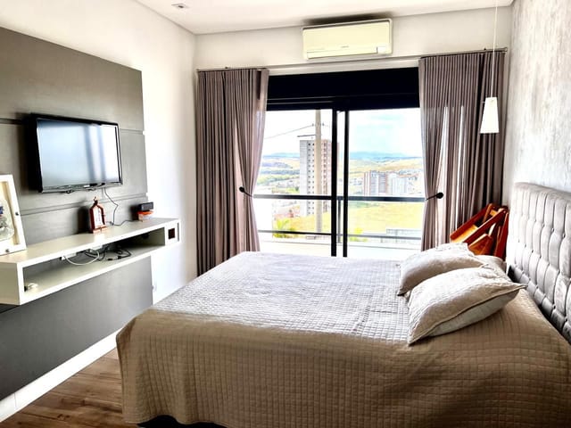 Casa com 485m² 4 quartos e 3 banheiros, à venda, no bairro Condomínio Residencial Jaguary em São José dos Campos